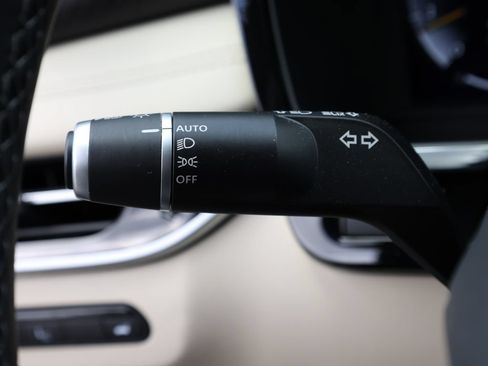 Certified 2025 INFINITI QX60 Sensory w/ Vision Package AWD/4WD image 42