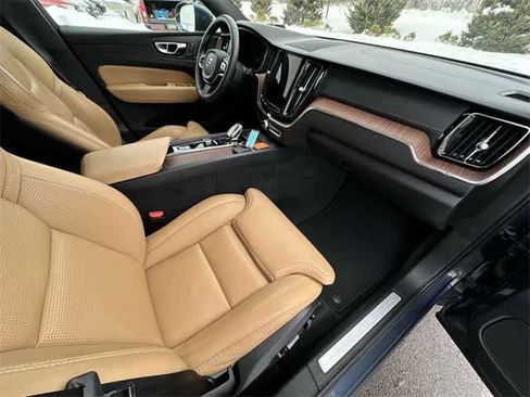 Used 2023 Volvo XC60 T8 Ultimate w/ Climate Package image 23