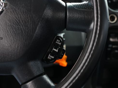 Used 2004 Nissan Frontier XE w/ (PWR) Pwr Pkg image 27