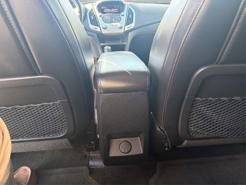 Used 2017 GMC Terrain SLT w/ Open Road Package image 23