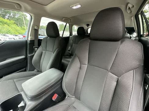 Certified 2024 Subaru Outback Premium AWD/4WD image 17