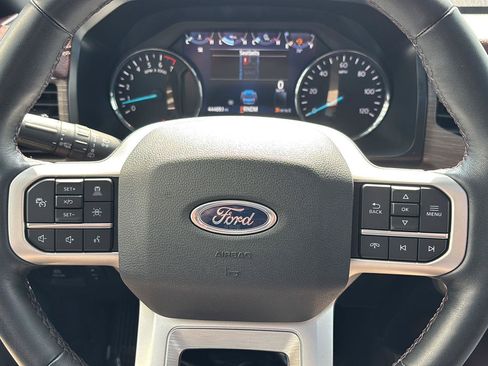 Used 2023 Ford Expedition Limited AWD/4WD image 17
