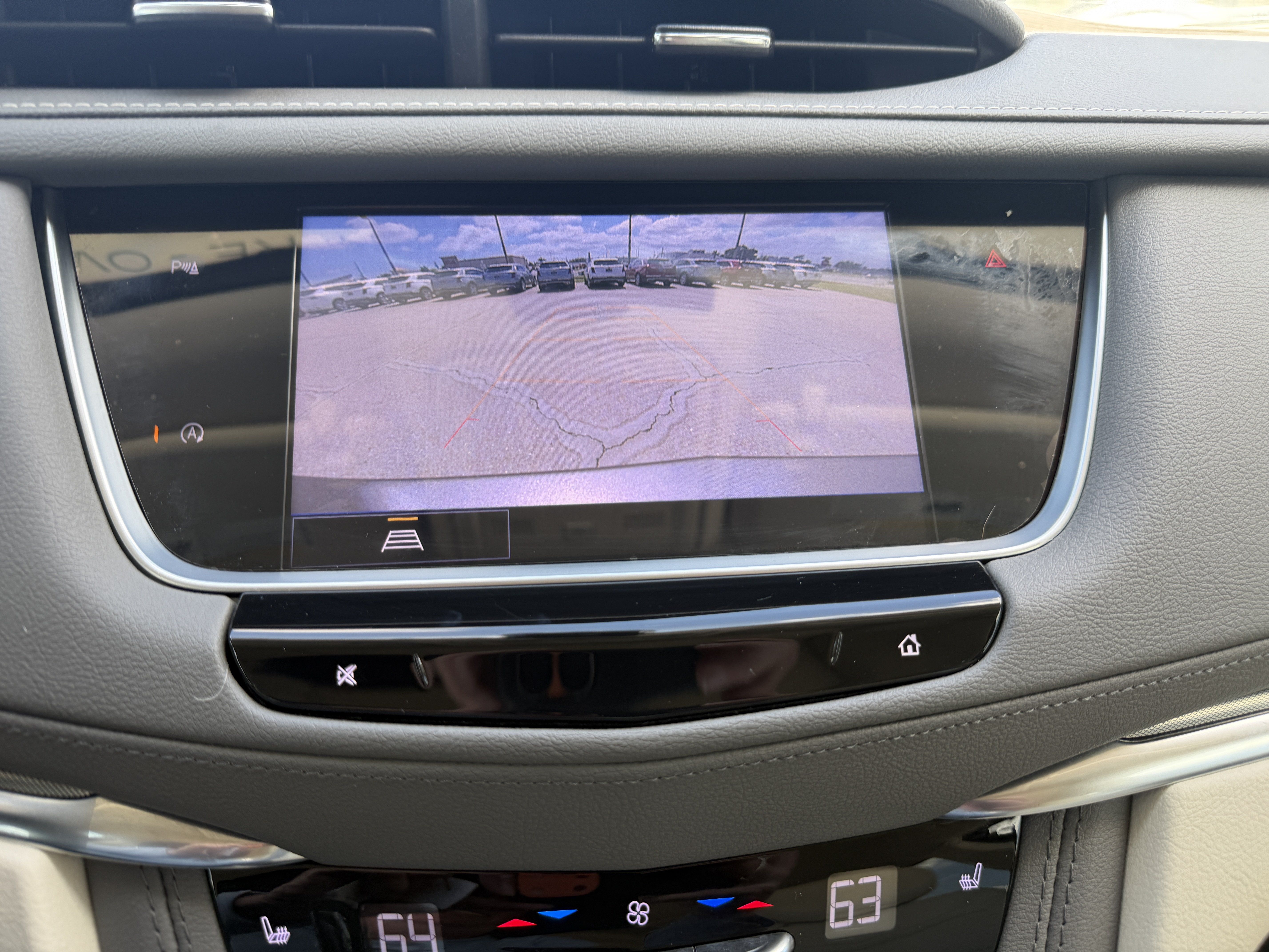 Certified 2023 Cadillac XT5 Premium Luxury FWD image 22