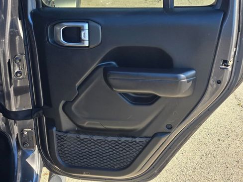 Used 2020 Jeep Wrangler Unlimited Sport S image 7