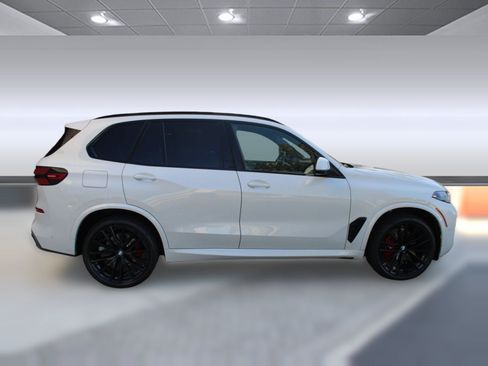 Used 2026 BMW X5 sDrive40i w/ M Sport Package RWD image 7