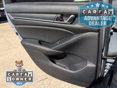 Used 2022 Honda Accord Sport image 8