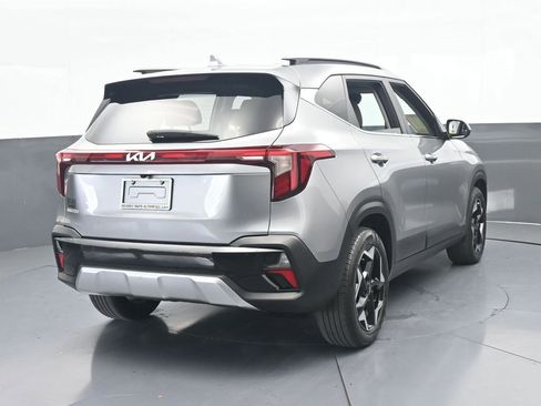 Used 2025 Kia Seltos EX w/ EX Sunroof Package image 5