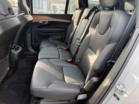 Used 2024 Volvo XC90 B5 Plus w/ Protection Package image 18
