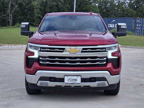 Used 2023 Chevrolet Silverado 1500 LTZ w/ Technology Package AWD/4WD image 3