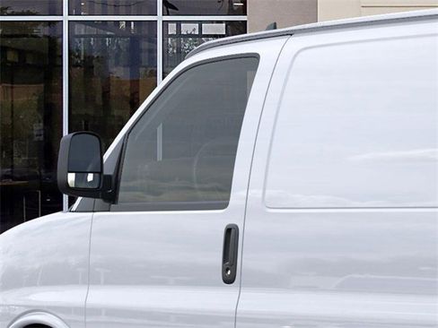 New 2025 GMC Savana 2500 image 12