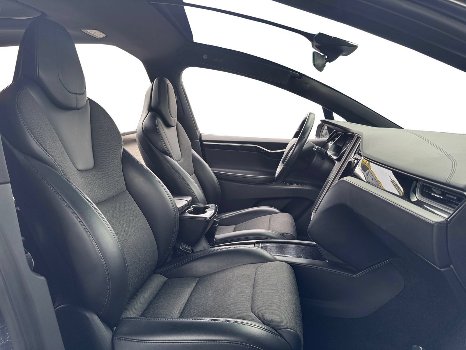 Used 2018 Tesla Model X 75D AWD/4WD image 14