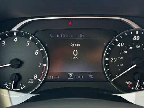 Certified 2025 Nissan Frontier SV image 31