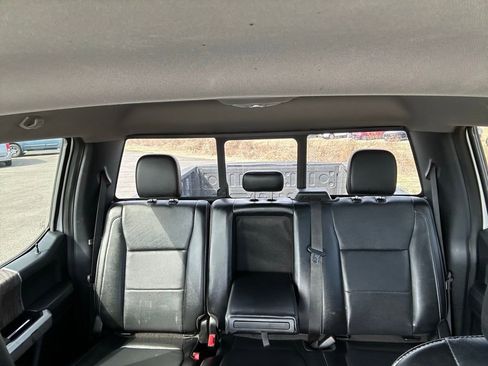 Used 2019 Ford F250 Lariat w/ Lariat Ultimate Package AWD/4WD image 27
