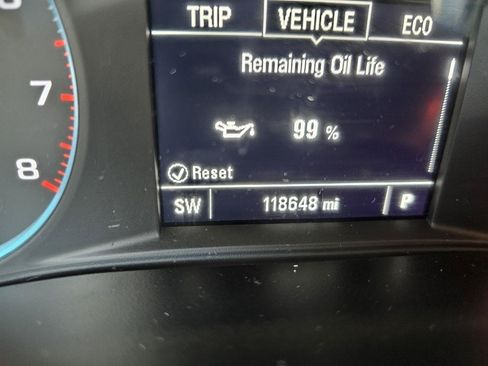 Used 2019 Chevrolet Traverse LS FWD image 12