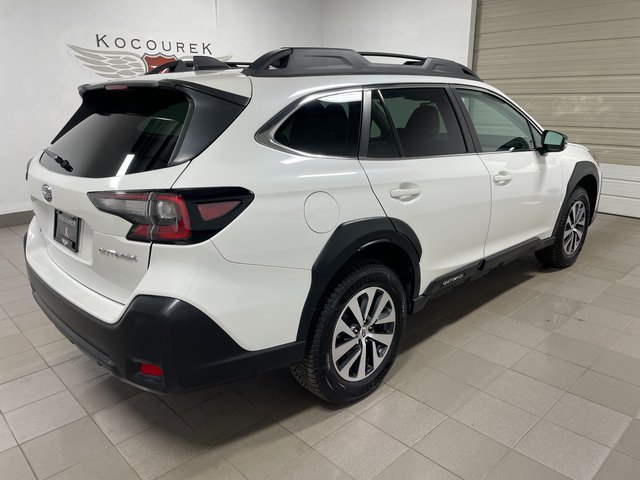 Used 2024 Subaru Outback Premium AWD/4WD image 6