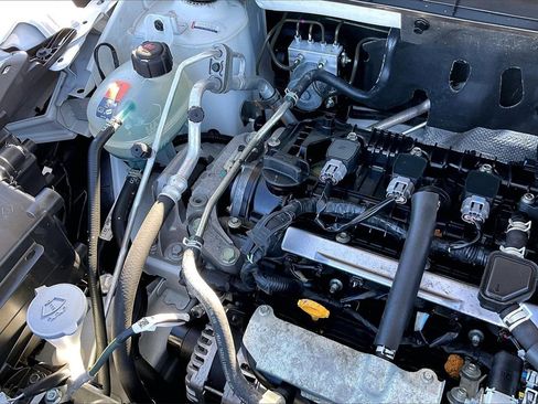 Used 2024 Nissan Kicks SV image 31