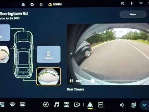 Used 2023 Rivian R1S Adventure image 49