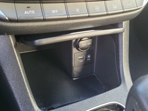 Used 2020 Hyundai Elantra GT N Line image 14