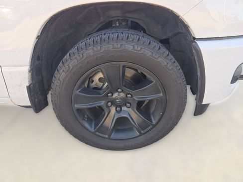 Used 2025 RAM 1500 Tradesman image 9