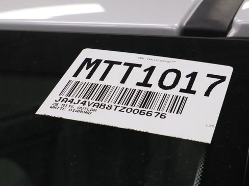 New 2026 Mitsubishi Outlander SE image 38