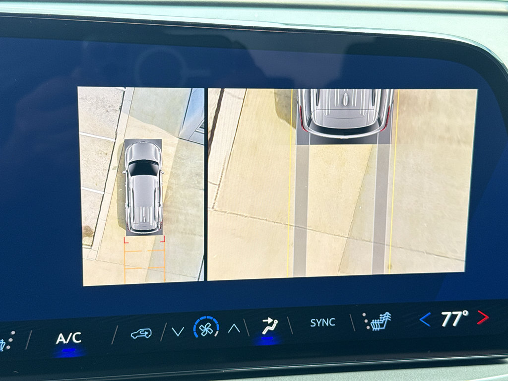 New 2026 Chevrolet Traverse LT w/ Driver Confidence Package FWD image 25