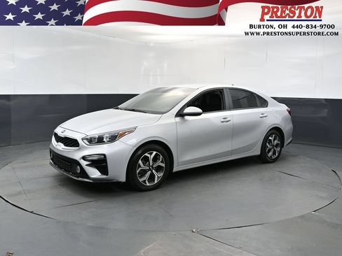 Used 2021 Kia Forte LXS FWD image 1