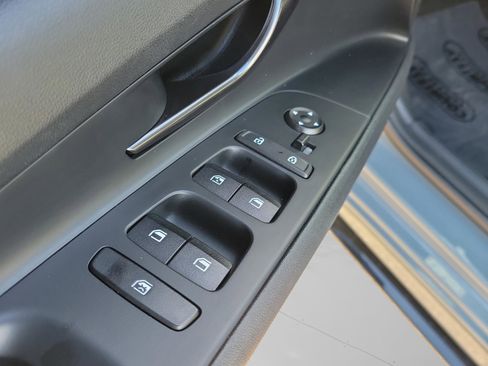 Certified 2022 Hyundai Elantra N Line image 30