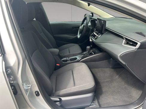 Used 2026 Toyota Corolla LE FWD image 17