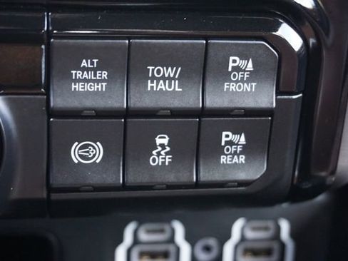 Used 2023 RAM 3500 Limited image 16