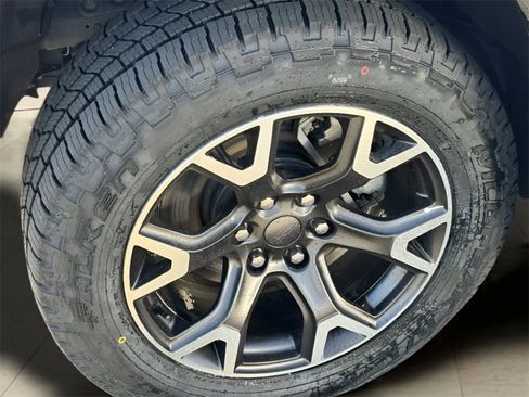 Used 2024 Jeep Wagoneer L Series III w/ Flexible Seating Group image 34