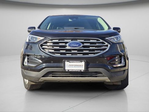 Used 2022 Ford Edge Titanium image 3