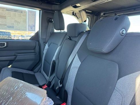 New 2026 Ford Bronco Base image 15