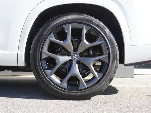 Used 2026 Lexus TX 500h AWD w/ Technology Package image 35