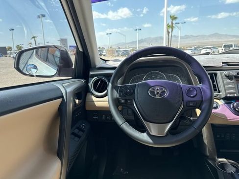 Used 2014 Toyota RAV4 Limited w/ Technology Package FWD image 13