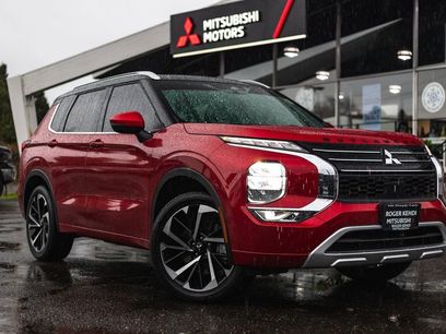 Used 2024 Mitsubishi Outlander SEL