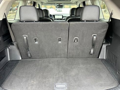 Used 2025 Kia Telluride S image 11