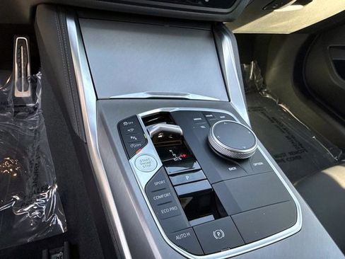 Used 2025 BMW M240i Coupe image 24