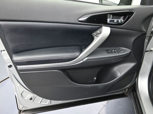 Used 2024 Mitsubishi Eclipse Cross SE image 10