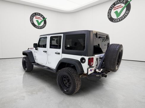 Used 2013 Jeep Wrangler Unlimited Sport AWD/4WD image 5