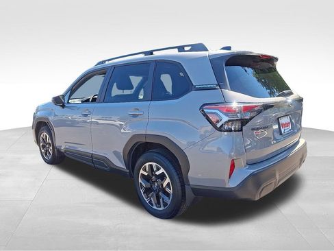 Certified 2025 Subaru Forester Premium image 5