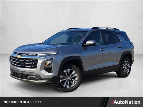 Used 2025 Chevrolet Equinox LT w/ Convenience Package II FWD image 1