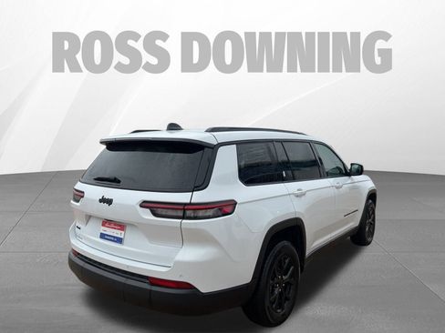 Used 2024 Jeep Grand Cherokee L Altitude image 5