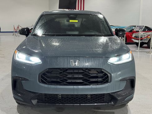 Used 2025 Honda HR-V Sport image 14