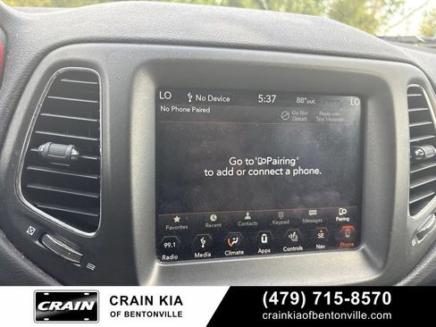 Used 2019 Jeep Compass Trailhawk w/ Cold Weather Group AWD/4WD image 23