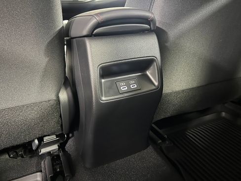 New 2025 Toyota Corolla SE image 14