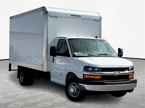 New 2025 Chevrolet Express 4500 w/ Power Convenience Package image 1
