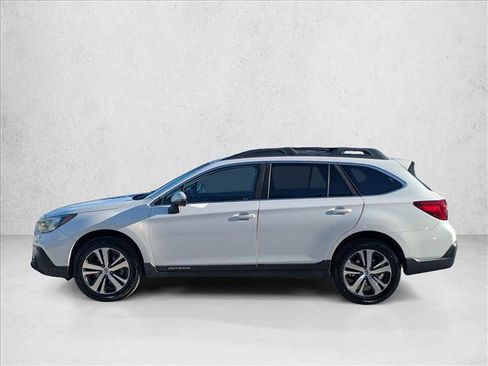 Used 2019 Subaru Outback 2.5i Limited AWD/4WD image 9
