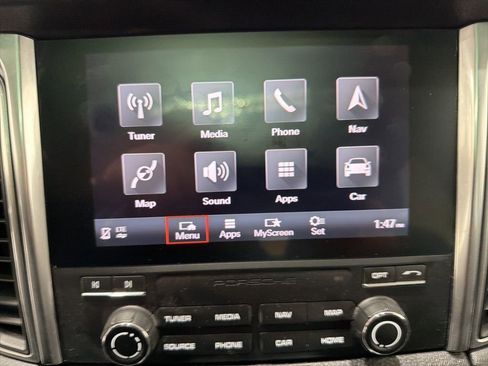 Used 2018 Porsche Macan image 20