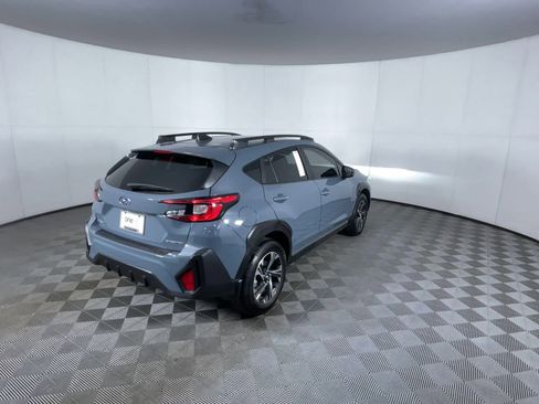 Used 2024 Subaru Crosstrek 2.0i Premium image 8