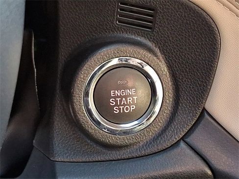 Certified 2024 Subaru Outback Limited image 25